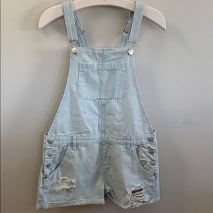 Short overalls from Cotton On